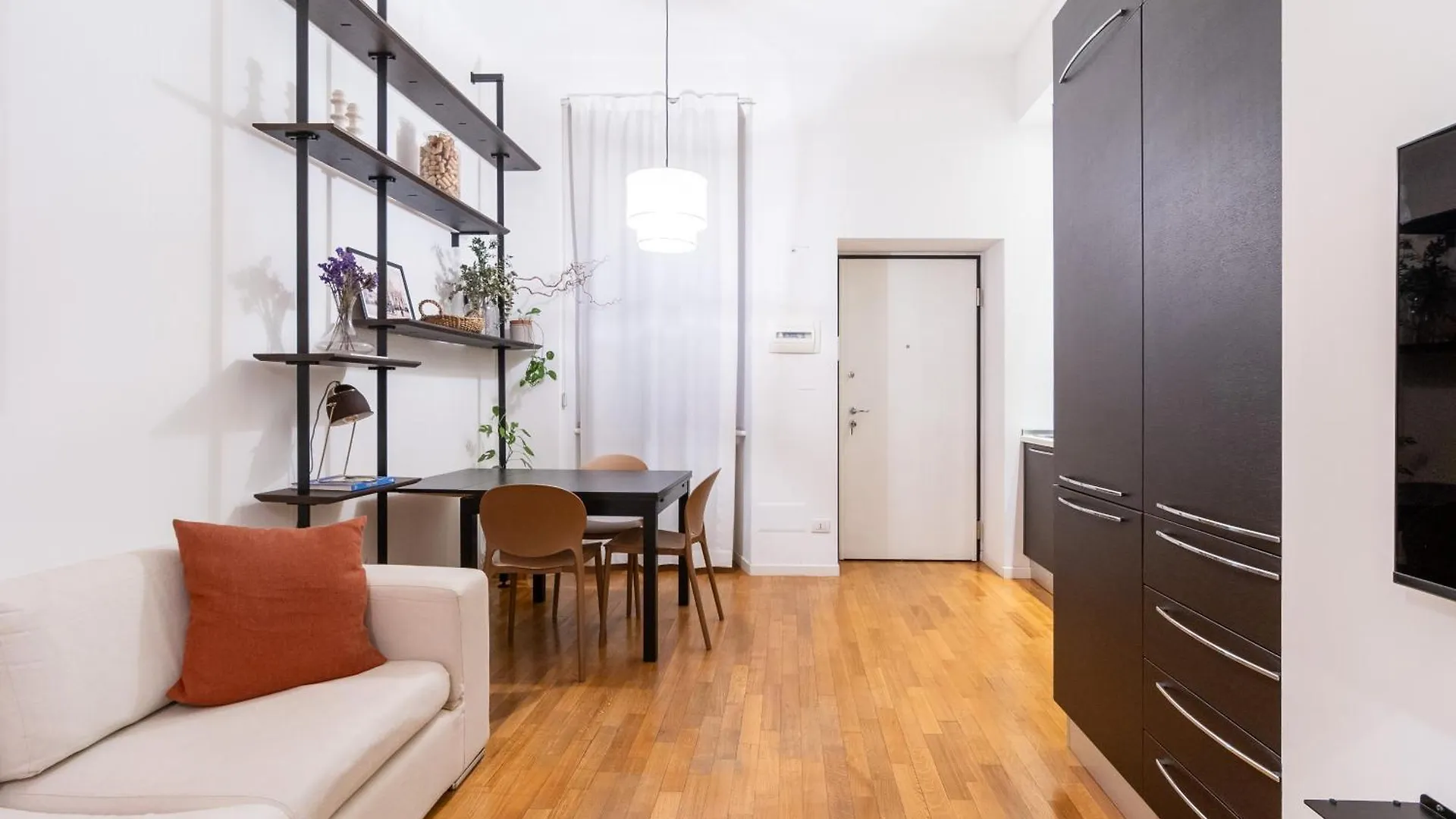 New! Intero Appartamento A 20 Minuti Dal Duomo Μιλάνο Διαμέρισμα